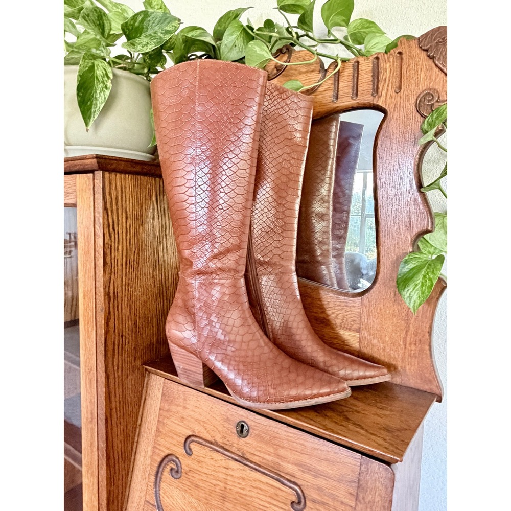 Matisse Truvie Tan Brown Snakeskin Embossed Knee High Western Boots Womens 8.5